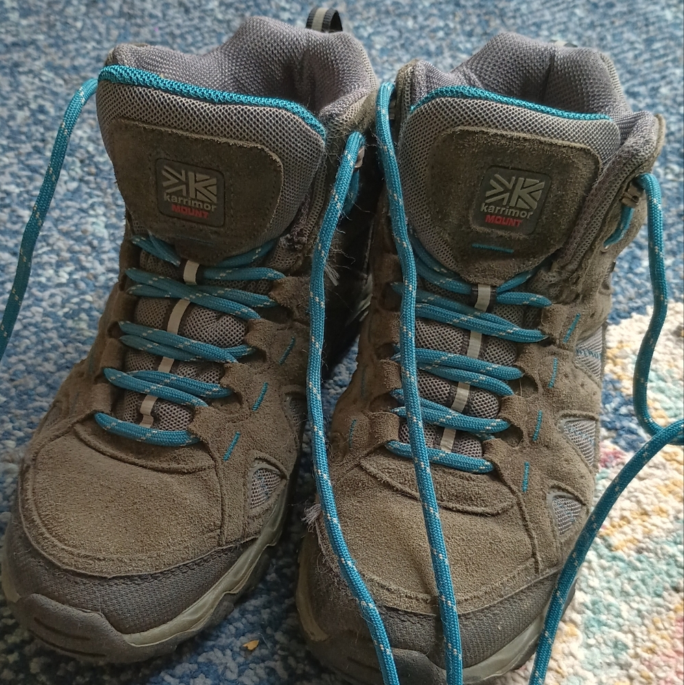 Kids Gray Boots